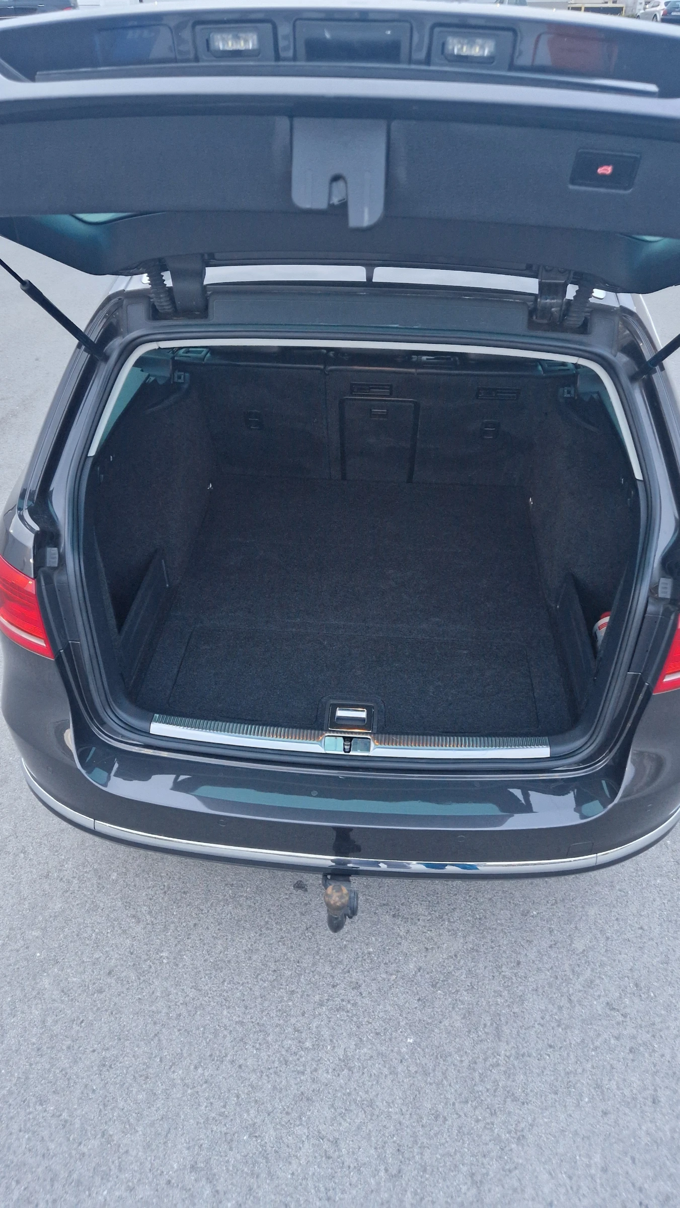 VW Passat 2.0 TSI 211к.с.DSG KEYLESS ТОП СЪСТОЯНИЕ ШВЕЙЦАРИЯ, снимка 11 - Автомобили и джипове - 54359224