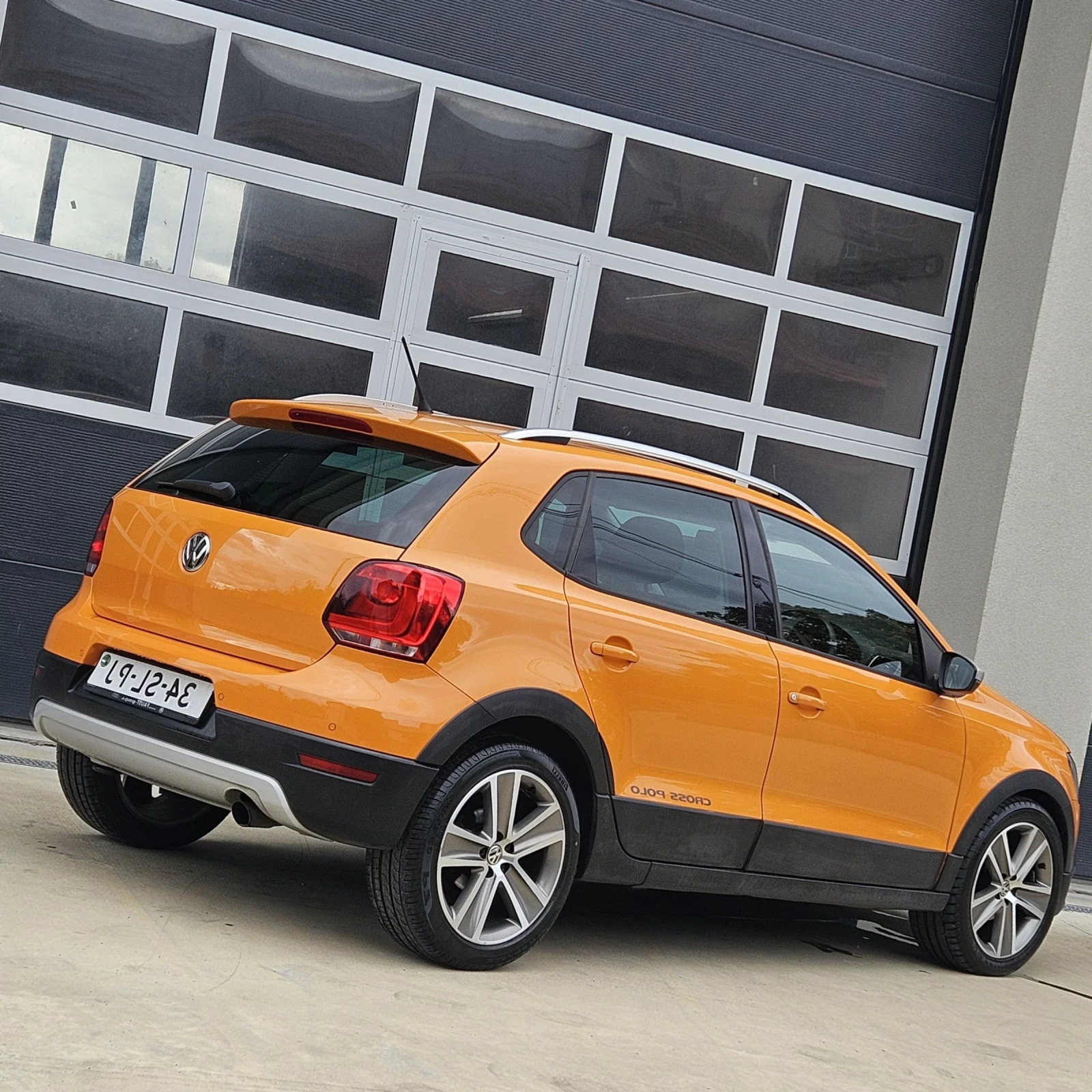 VW Polo 1.6TDI CROSS , снимка 2 - Автомобили и джипове - 54671603