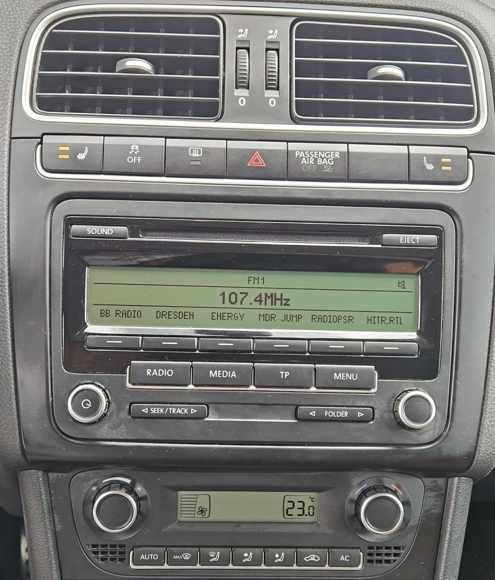 VW Polo 1.6TDI CROSS , снимка 10 - Автомобили и джипове - 54671603