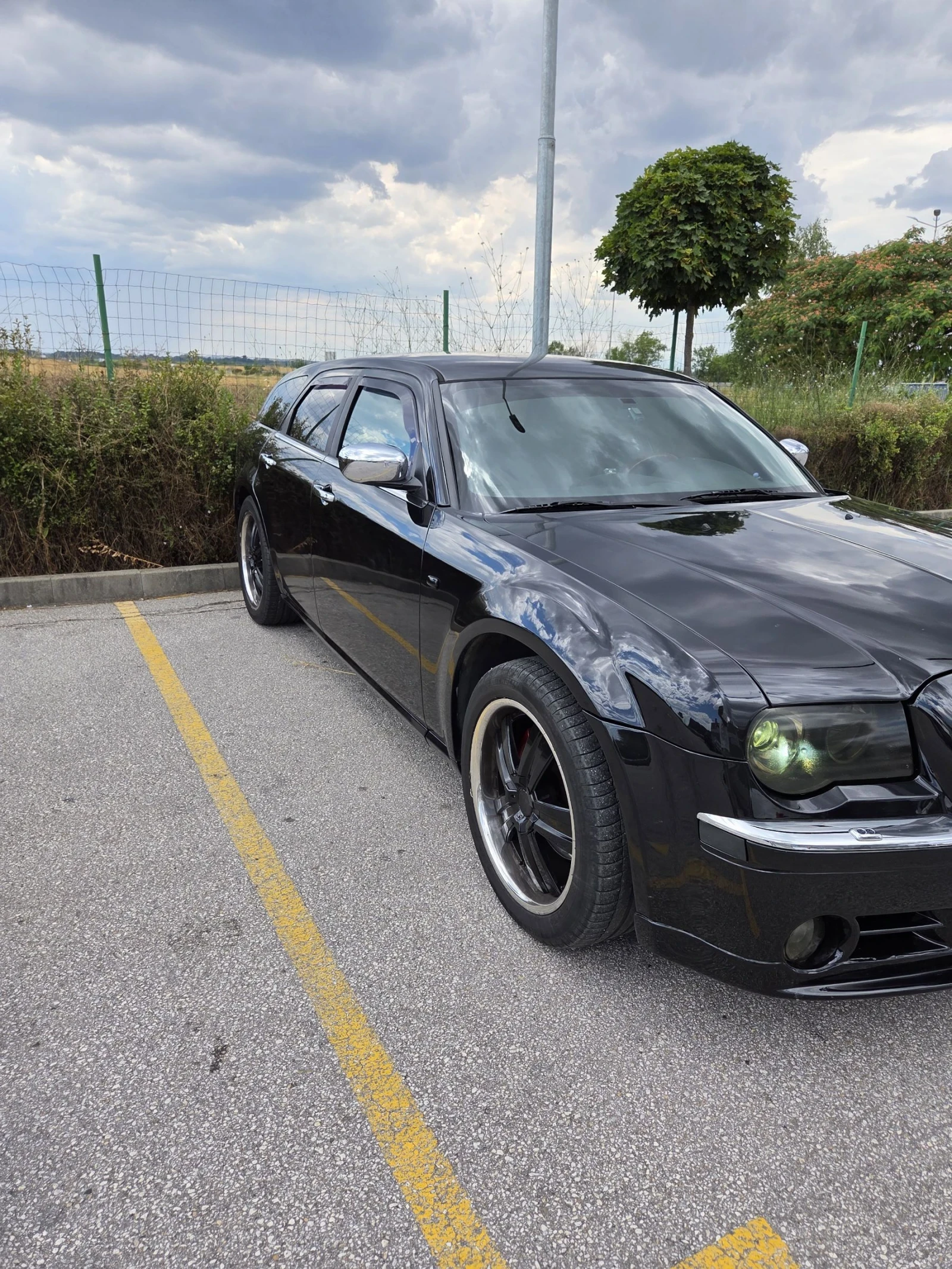 Chrysler 300c 3.0, снимка 3 - Автомобили и джипове - 55307765