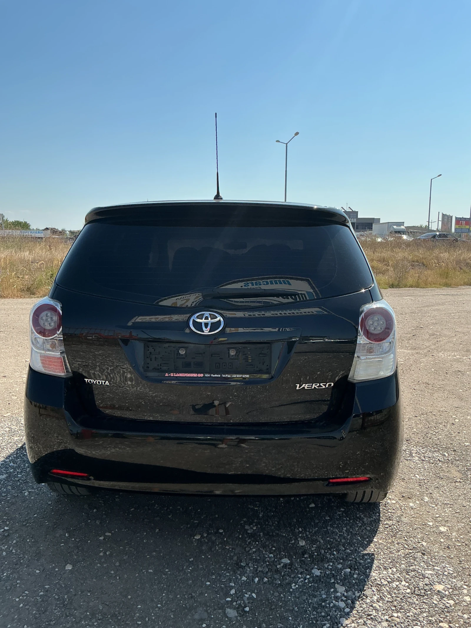 Toyota Corolla verso 2, 2 d, снимка 6 - Автомобили и джипове - 55623365