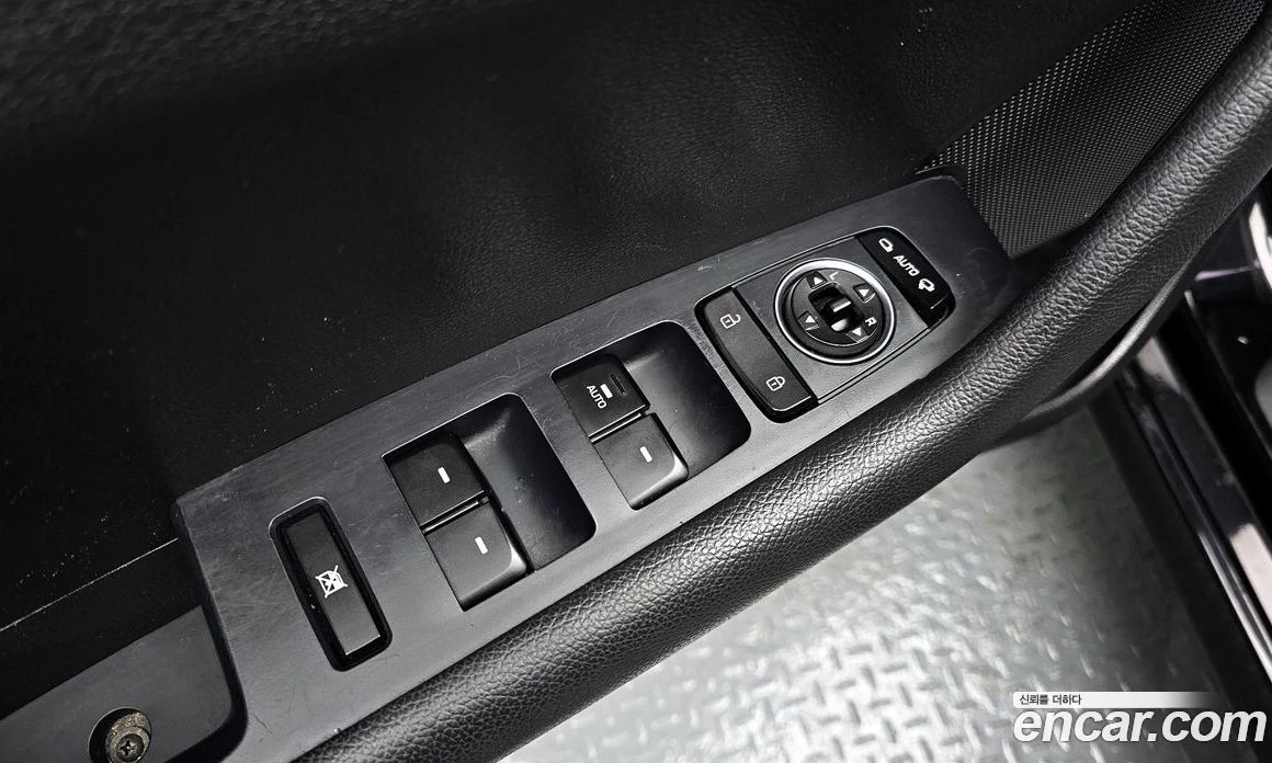 Hyundai Sonata LPI Style, снимка 14 - Автомобили и джипове - 56155323