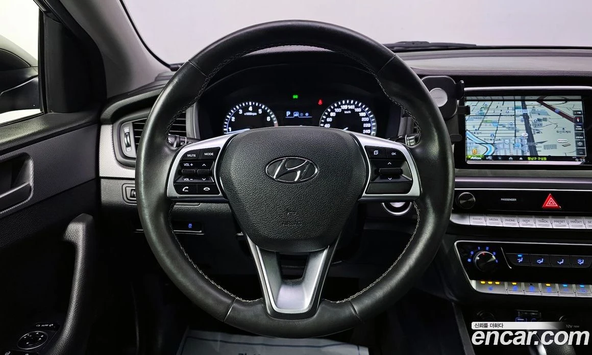 Hyundai Sonata LPI Style, снимка 16 - Автомобили и джипове - 56155323