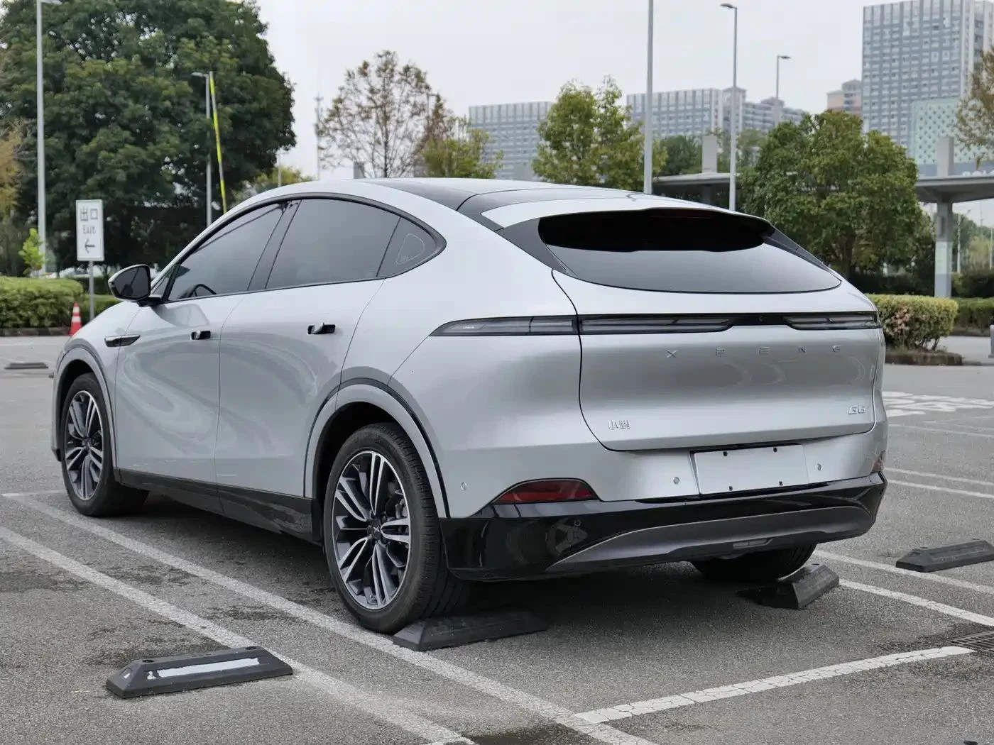 Xpeng G6, снимка 7 - Автомобили и джипове - 56683971