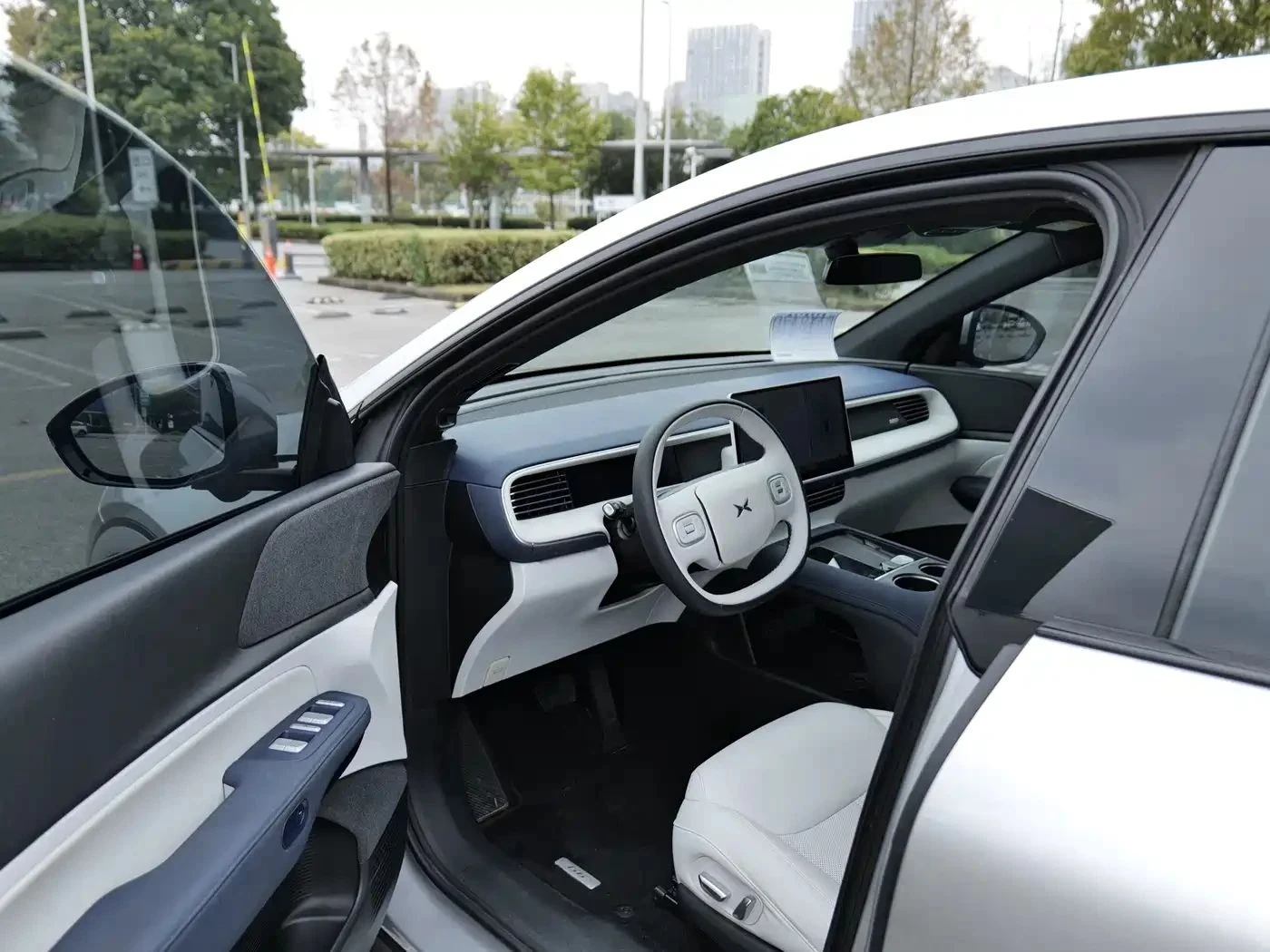 Xpeng G6, снимка 9 - Автомобили и джипове - 56683971