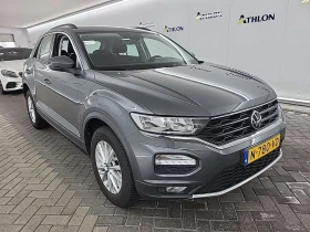 VW T-Roc 1.0 TSI Style, снимка 1