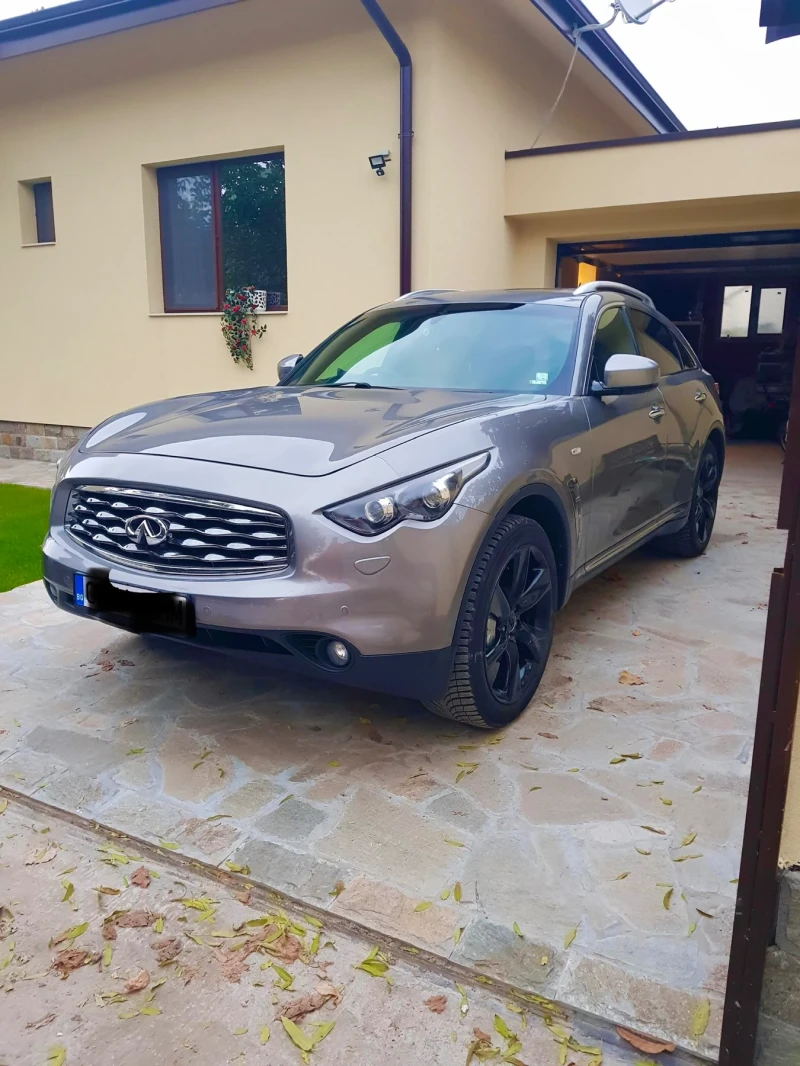 Infiniti Fx 37 Газ+ Бензин, снимка 2 - Автомобили и джипове - 49482937