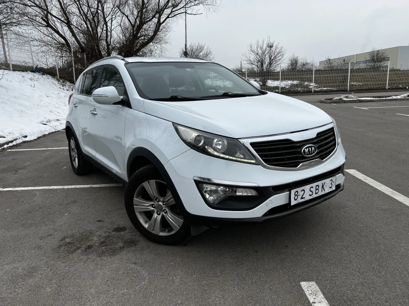 Kia Sportage 1.6 Pack/CarPlay/Камера/Зимни Гуми, снимка 3 - Автомобили и джипове - 49269964