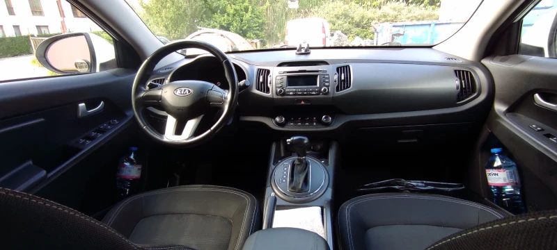 Kia Sportage 2.0 4* 4 газ-бензин, закупена от Киа България , снимка 10 - Автомобили и джипове - 51991082
