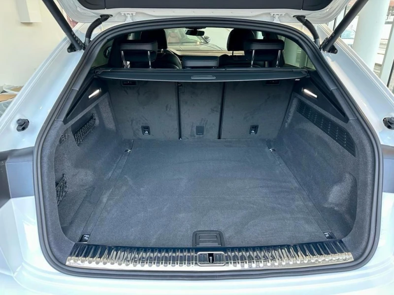 Audi Q8 50TDI* FACELIFT* S-LINE* DISTR* PANO* MATRX* 23&#3, снимка 5 - Автомобили и джипове - 50810234