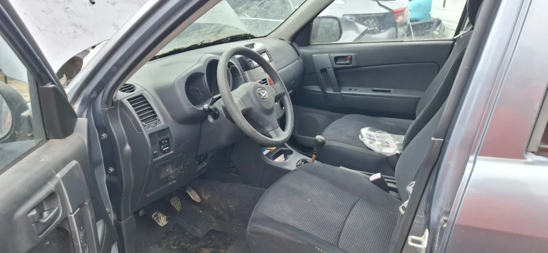Daihatsu Terios 1.5 НА ЧАСТИ , снимка 7 - Автомобили и джипове - 53475733