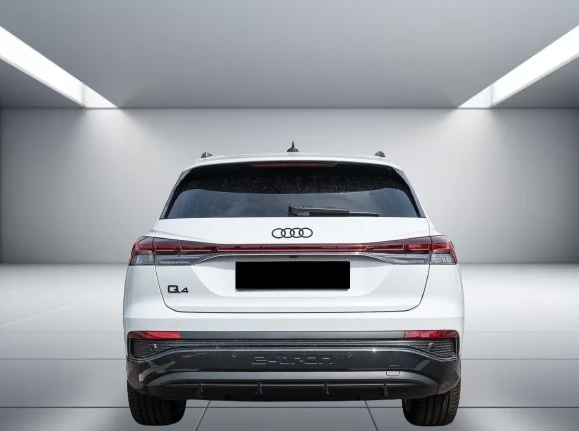 Audi Q4 45 Quattro = S-line = Black Optic Гаранция, снимка 3 - Автомобили и джипове - 55001215