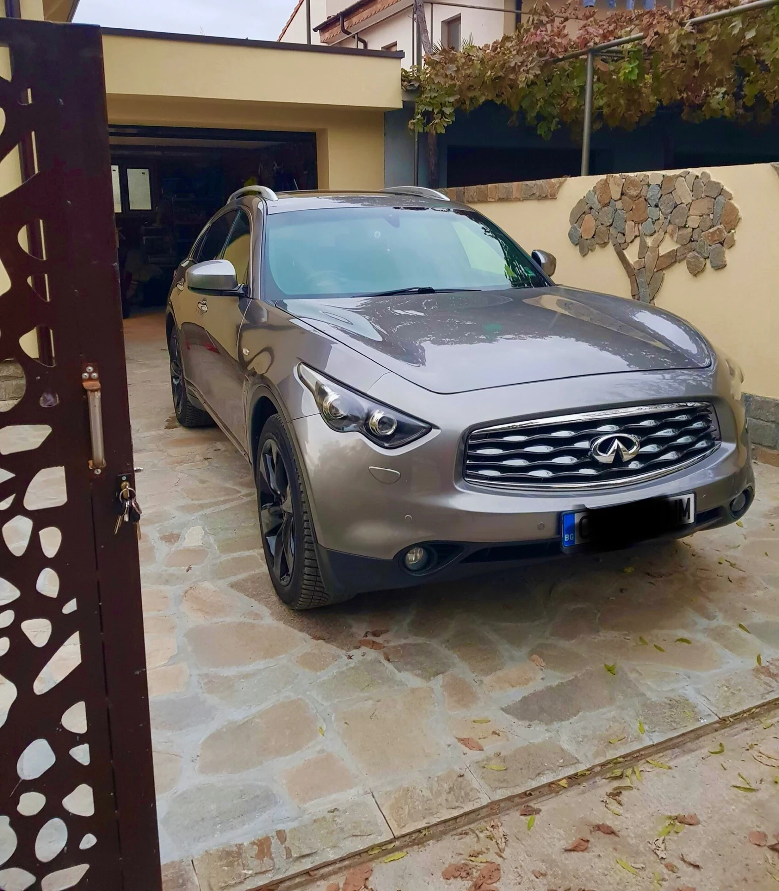 Infiniti Fx 37 Газ+ Бензин | Mobile.bg — изображение 1