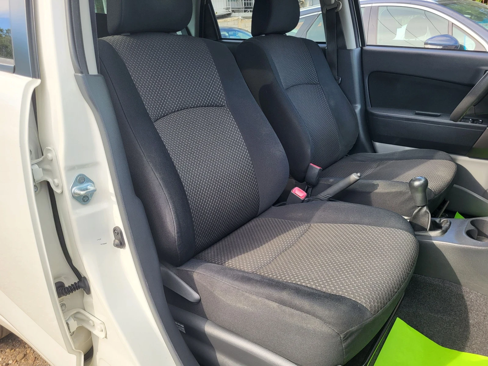 Daihatsu Terios 1.5i - 102 к.с. 4x4 / ТОП  / - изображение 10