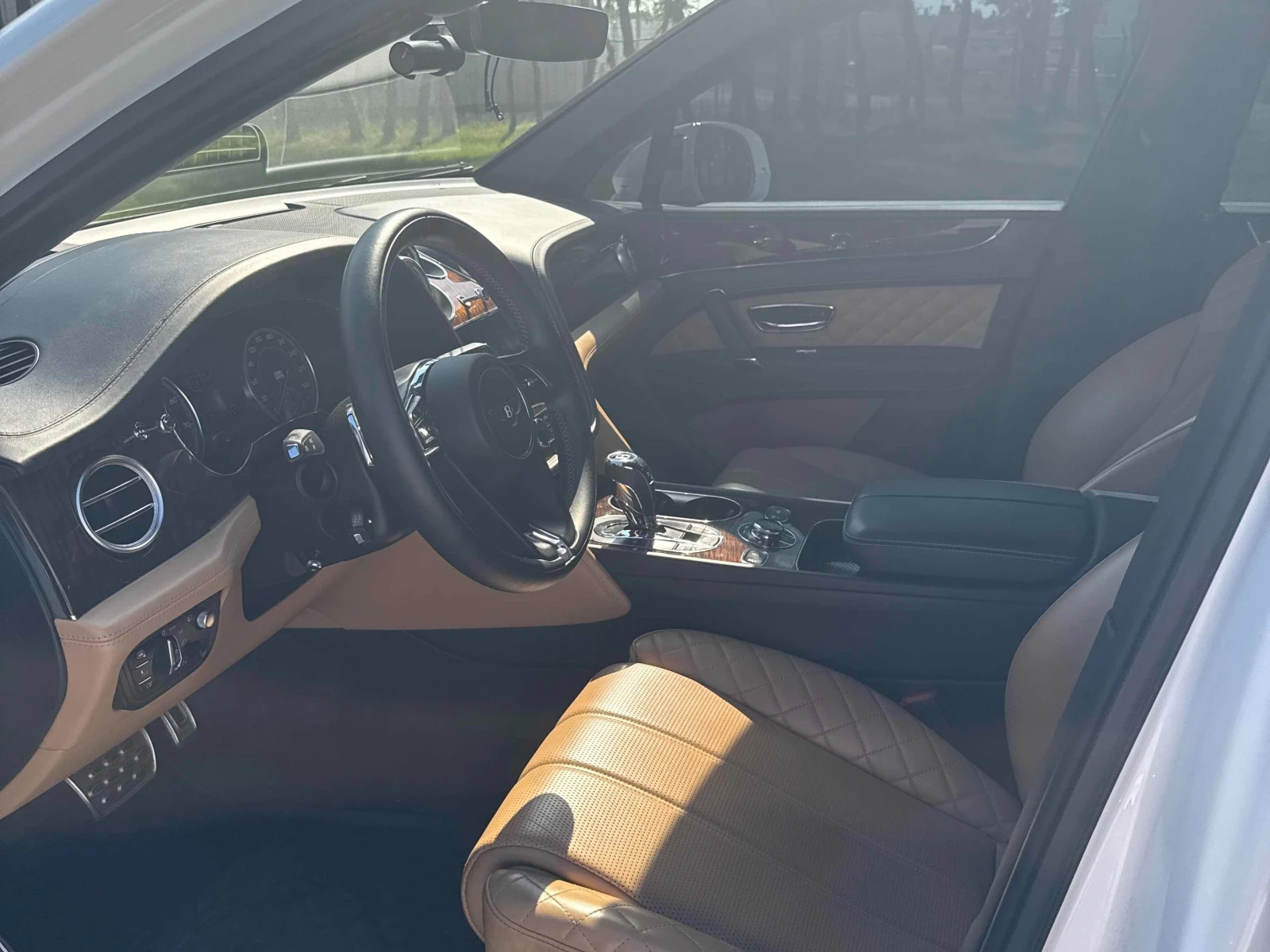 Bentley Bentayga CARFAX * * АВТО КРЕДИТ * *  - изображение 7