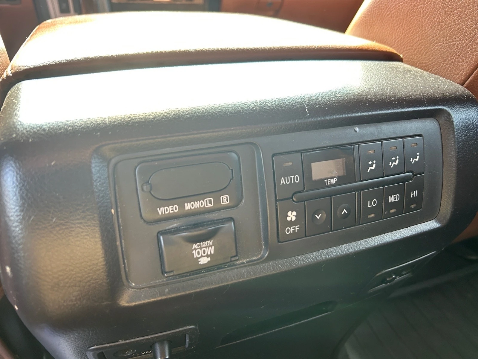 Toyota Sequoia 2016* PLATINUM* JBL* * 5.7 V8*   | Mobile.bg   15