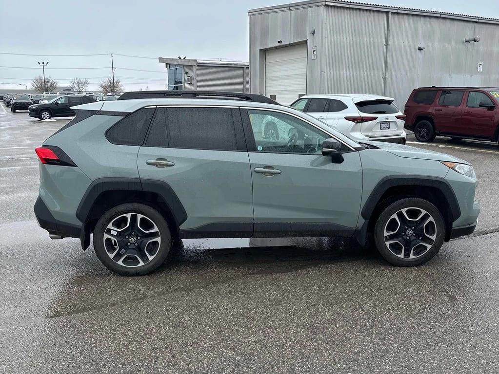 Toyota Rav4 * Trail * CARFAX * БЕЗ ПЪРВОНАЧАЛНА ВНОСКА - изображение 3