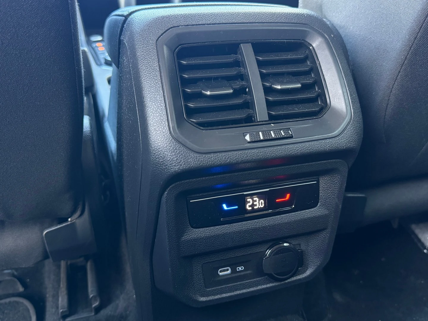 VW Tiguan LWB PA Elegance 2.0TSI 4MOT DSG | Mobile.bg � ����������� 9