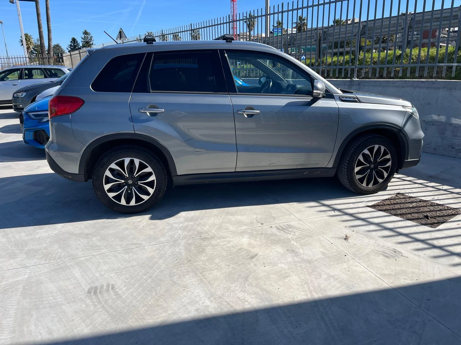 Suzuki Vitara 4x4 / ALL GRIP / Navi / Kamera / Koja / Led, снимка 3 - Автомобили и джипове - 53990754