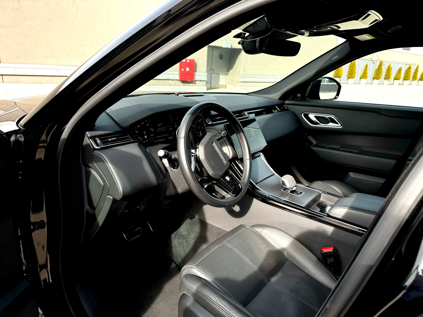 Land Rover Range Rover Velar 3.0/HSE/R-DYNAMIC/�������� 2028/�������� ������ | Mobile.bg � ����������� 9