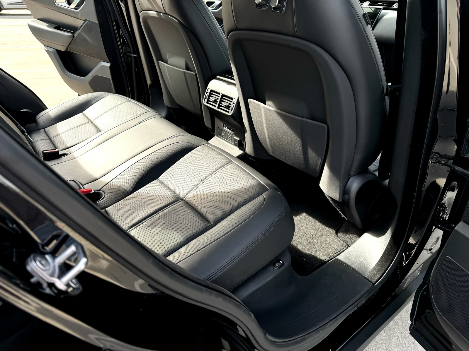 Land Rover Range Rover Velar 3.0/HSE/R-DYNAMIC/�������� 2028/�������� ������ | Mobile.bg � ����������� 7