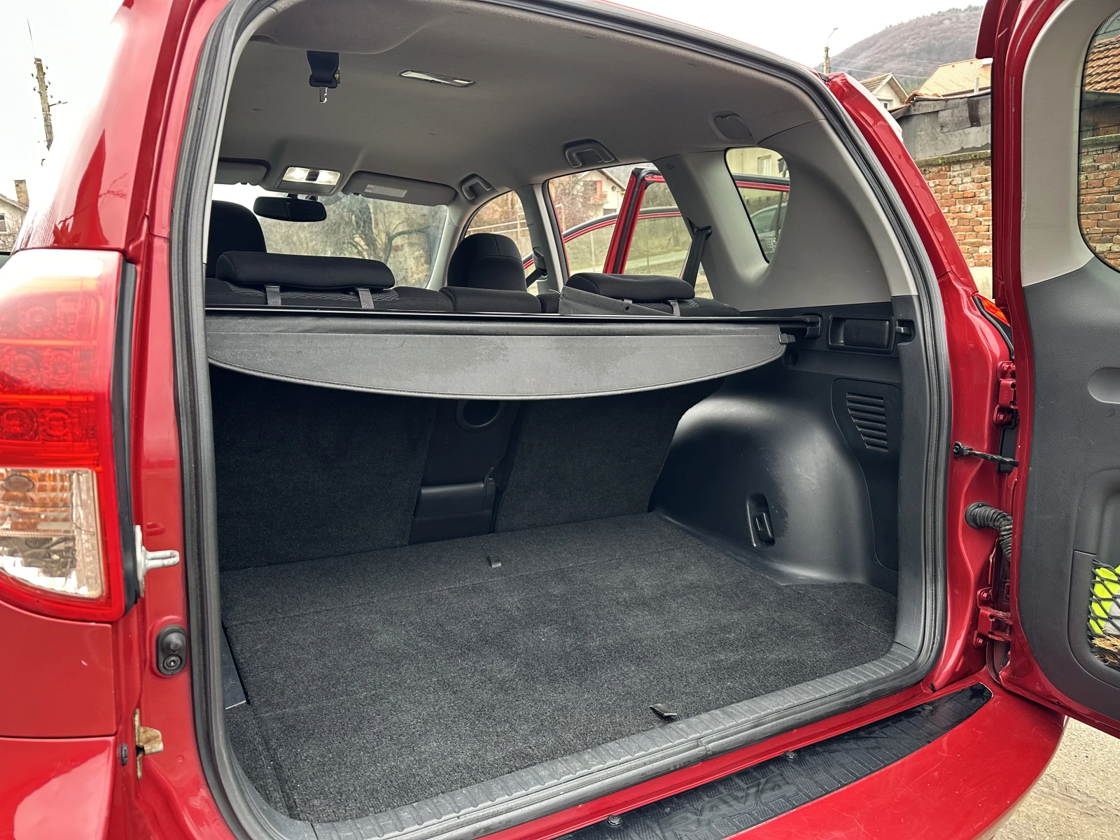 Toyota Rav4 | Mobile.bg � ����������� 4