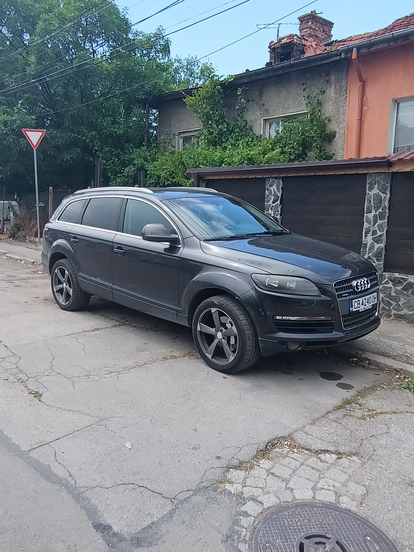 Audi Q7 3.0 Дизел, снимка 2 - Автомобили и джипове - 55011817