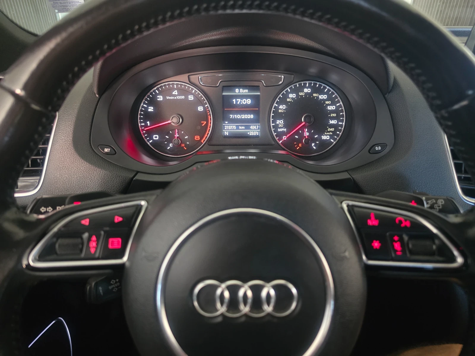 Audi Q3 2.0T QUATTRO, снимка 13 - Автомобили и джипове - 55247211