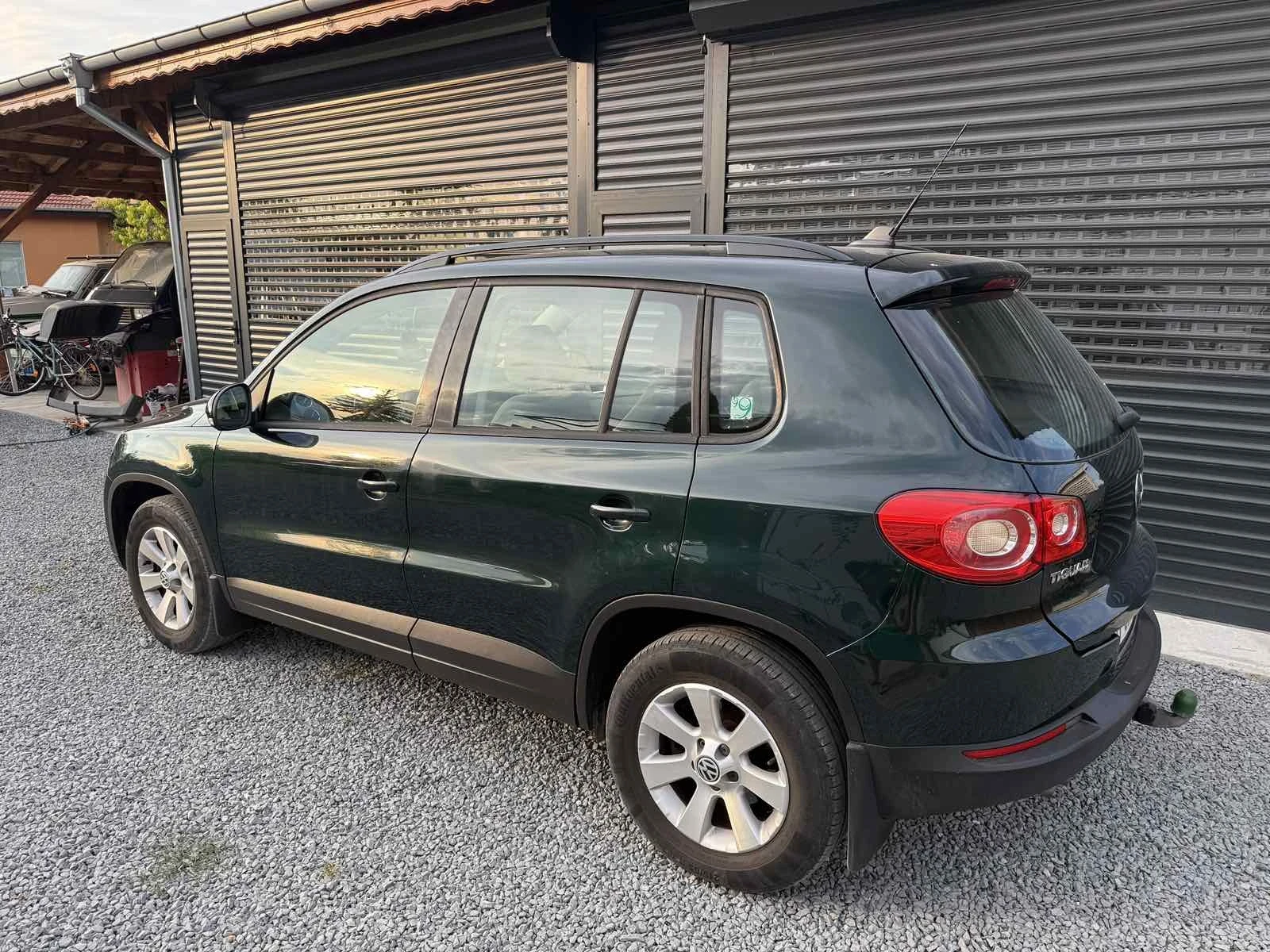 VW Tiguan, снимка 4 - Автомобили и джипове - 55795193