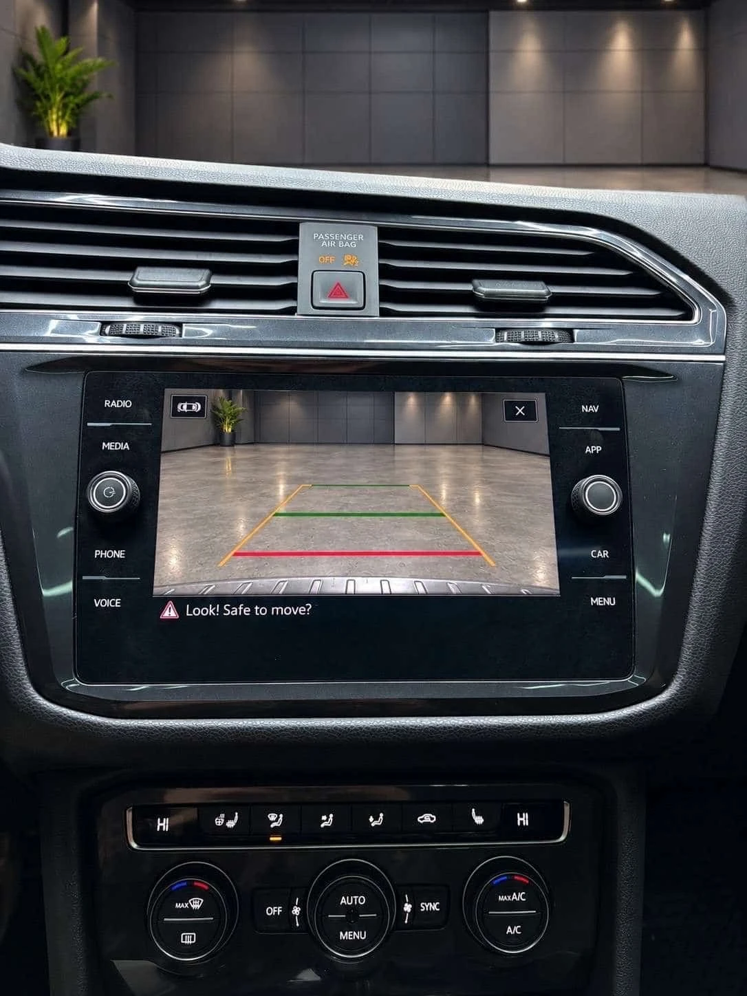 VW Tiguan * 2.0 TSI R Line Highline 4MOTION * A��������� *  | Mobile.bg � ����������� 12