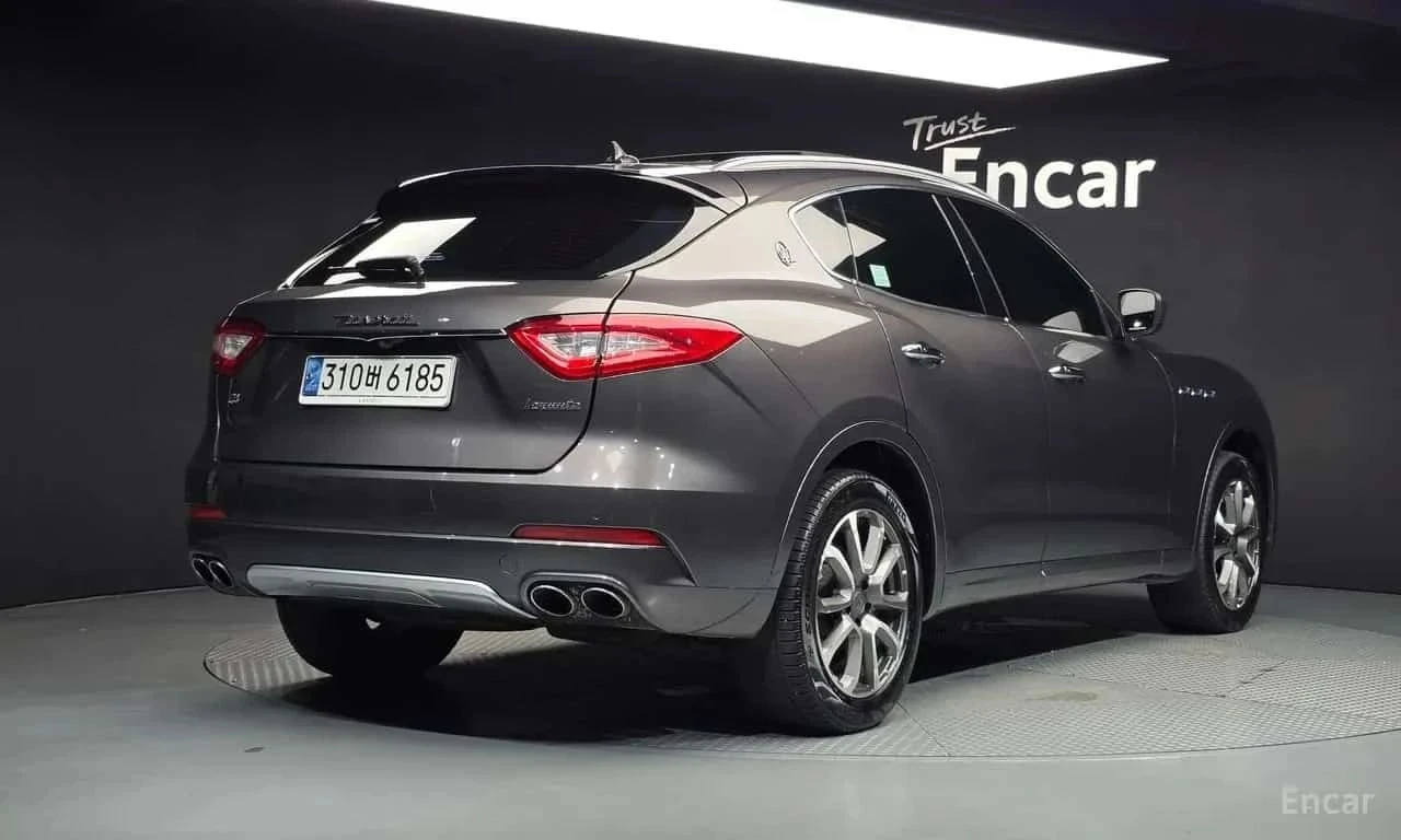 Maserati Levante, снимка 2 - Автомобили и джипове - 56689903