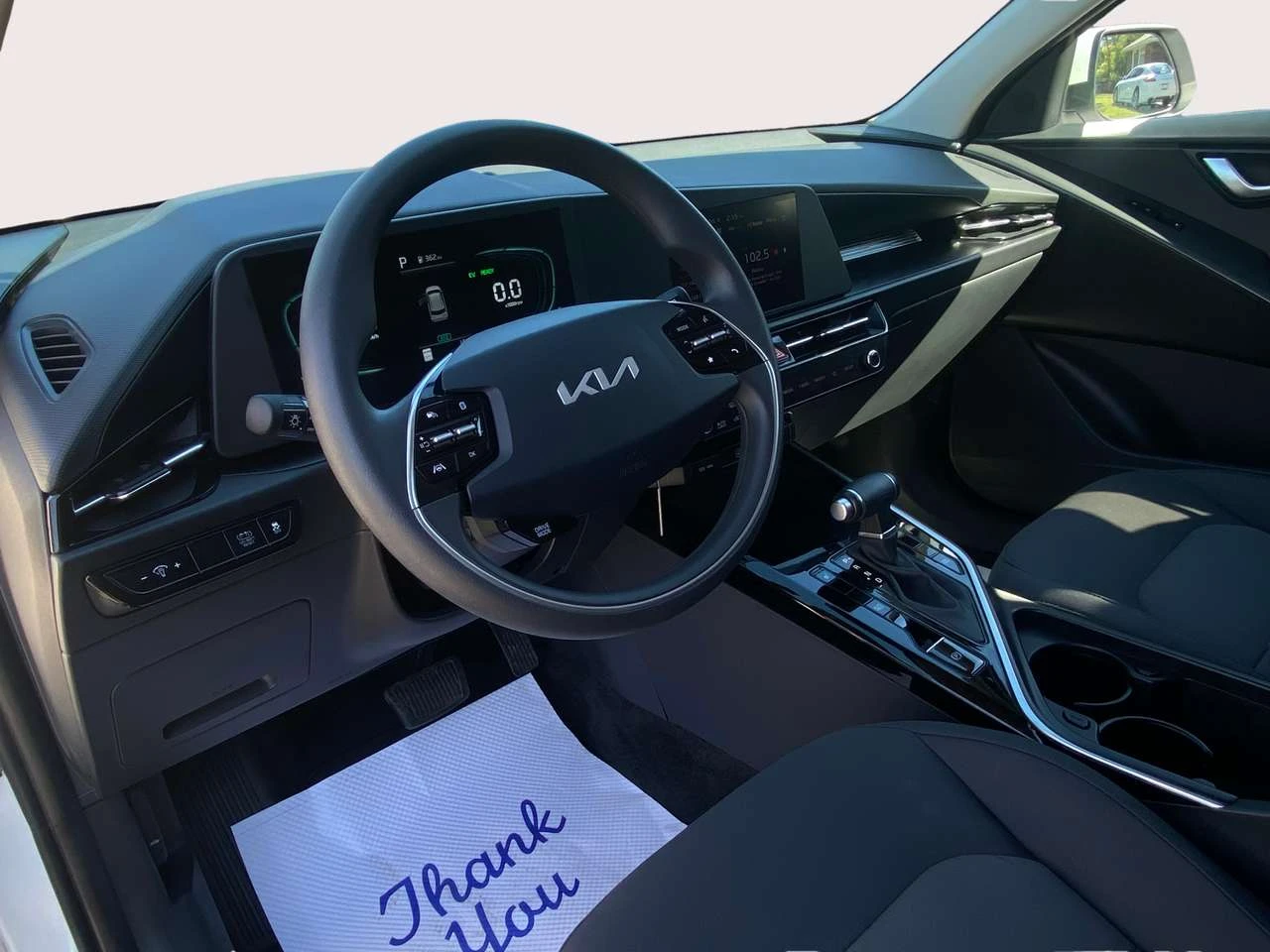 Kia Niro LX HYBRID, снимка 10 - Автомобили и джипове - 56705783