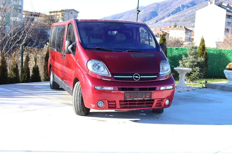 Opel Vivaro 1.9* Kлиматик* 5+ 1* MAXI, снимка 4 - Бусове и автобуси - 52930735