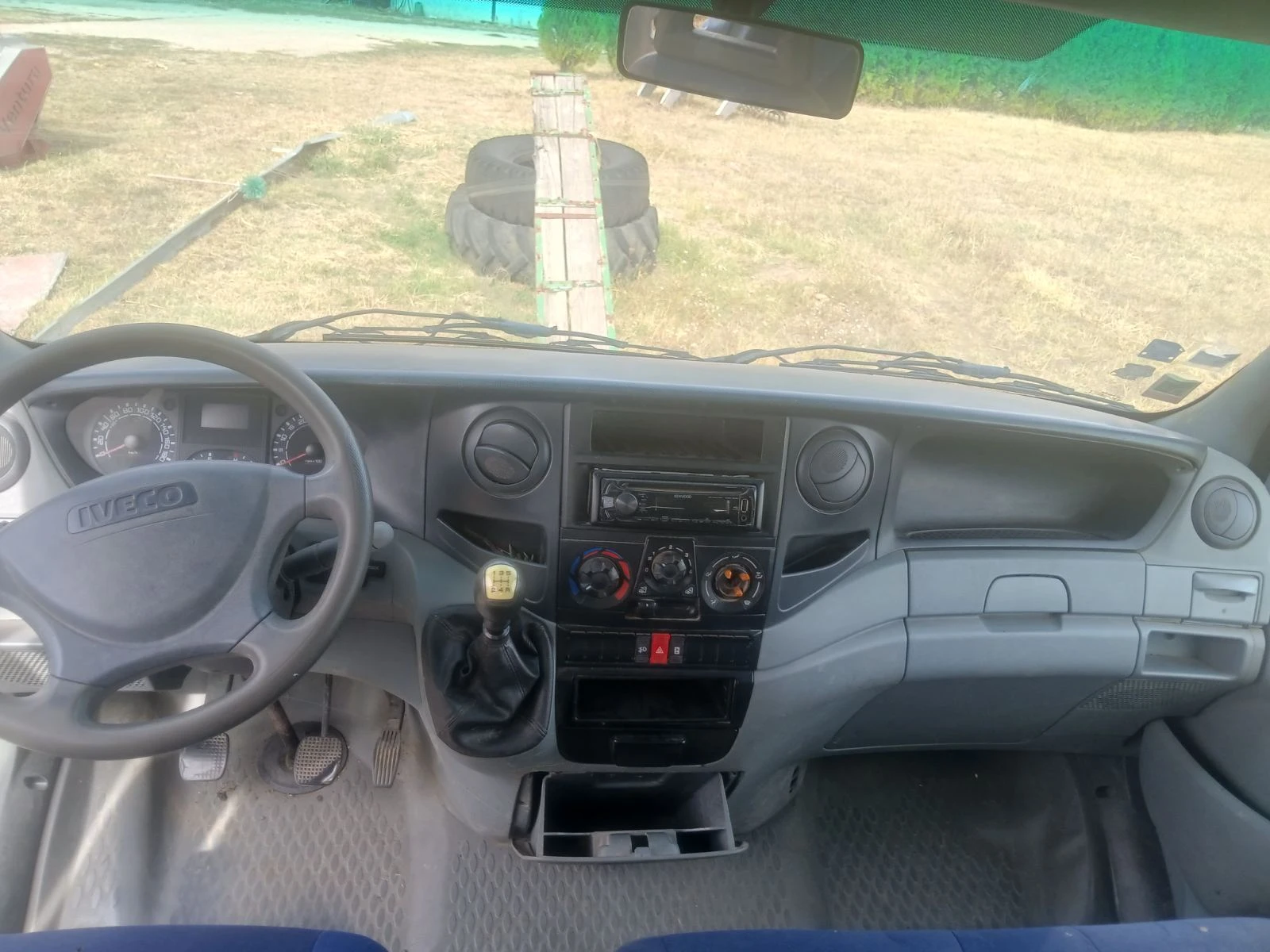 Iveco 35s12 двойна гума - изображение 8