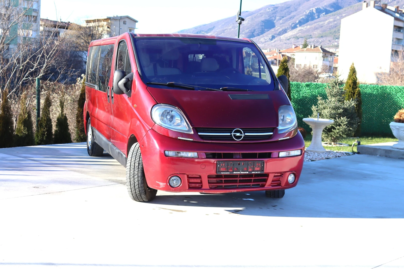 Opel Vivaro 1.9* Kлиматик* 5+ 1* MAXI - изображение 4