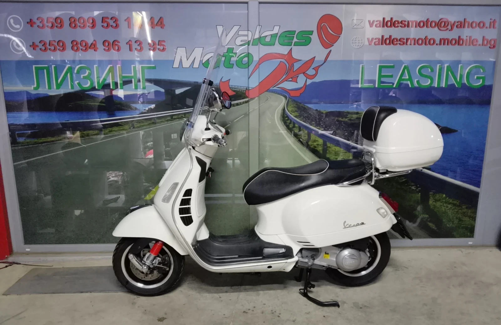 Piaggio B Vespa 300 GTI-S ABS , снимка 3 - Мотоциклети и мототехника - 56659792