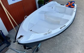 Лодка Marine Equipment Delfin, снимка 1