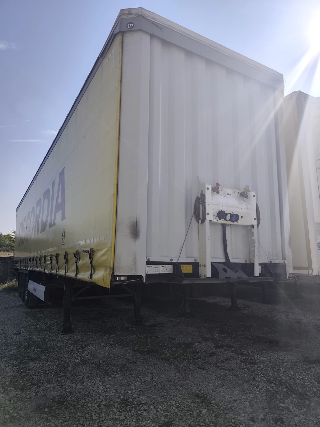Полуремарке Krone Profi Liner SD, снимка 4 - Ремаркета - 56728179