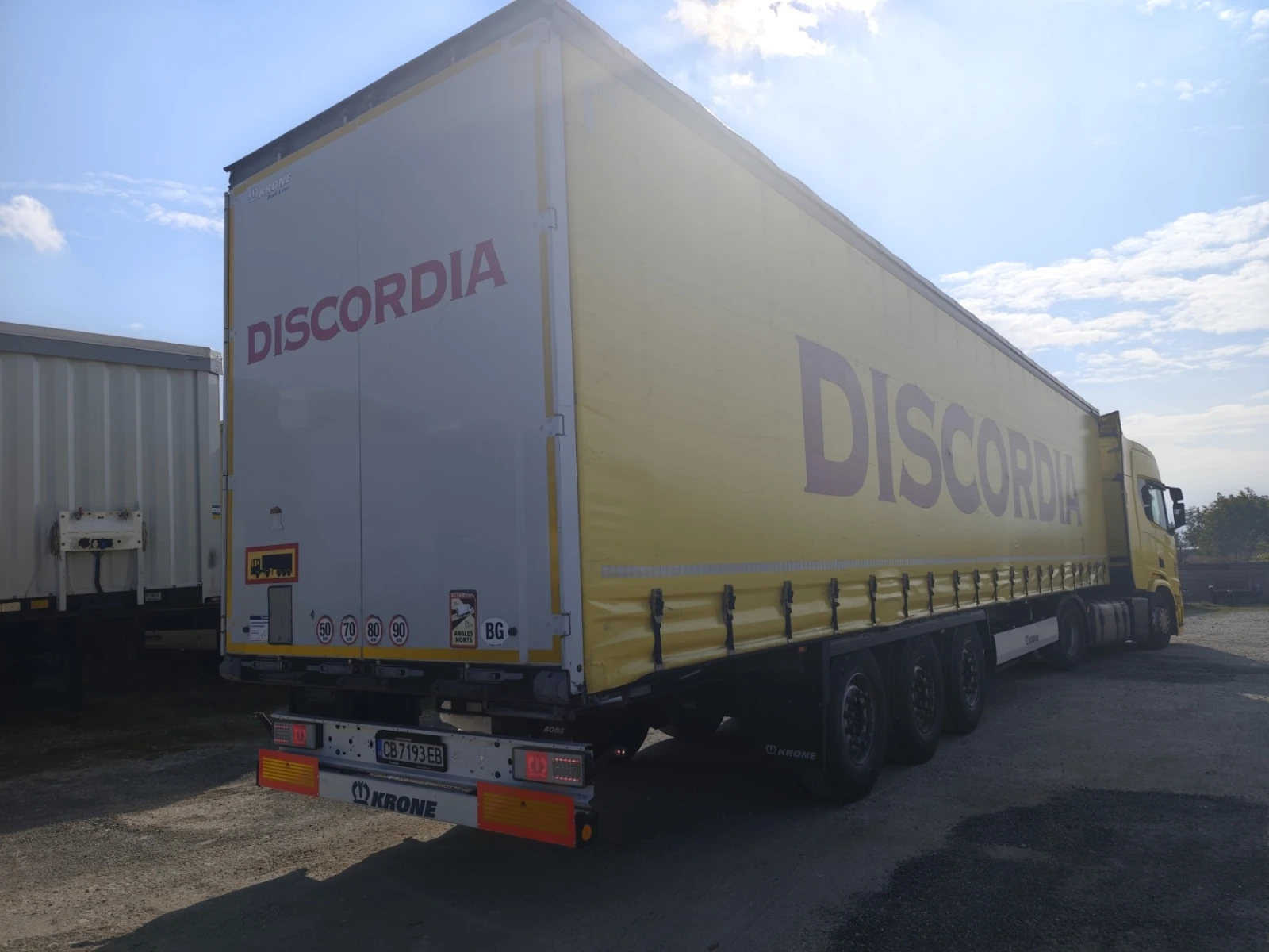 Полуремарке Krone Profi Liner SD, снимка 8 - Ремаркета - 56728179