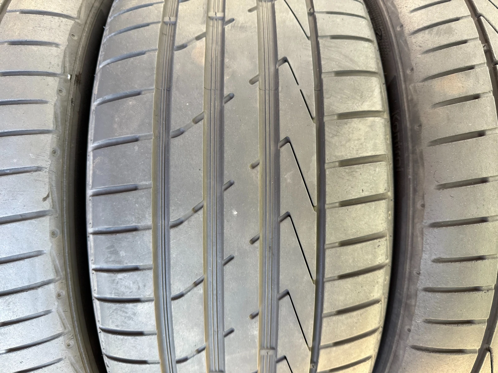  235/40R18 | Mobile.bg   6
