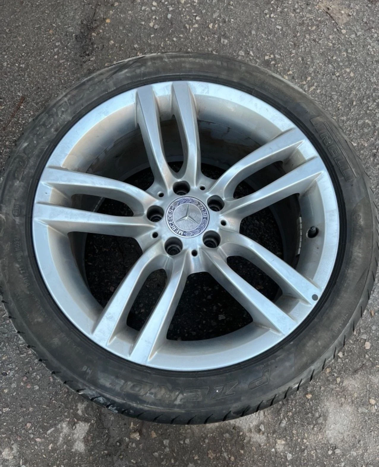 Гуми с джанти Pirelli 285/35R18, снимка 2 - Гуми и джанти - 55845447