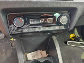 Skoda Fabia 1.0, снимка 15