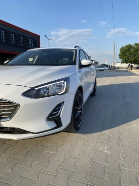 Ford Focus 1.0i, снимка 2