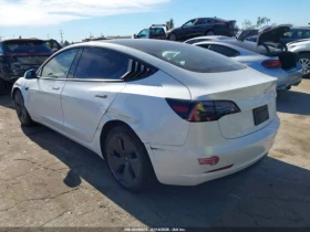 Tesla Model 3 - 15100 € / 29533.03 лв. - 21827057 3