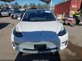 Tesla Model 3 - 15100 € / 29533.03 лв. - 21827057 11
