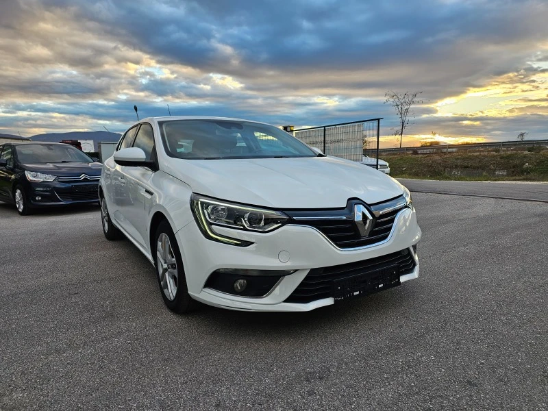 Renault Megane 1.5DCI 6sk NAVI FULL, снимка 7 - Автомобили и джипове - 43078331