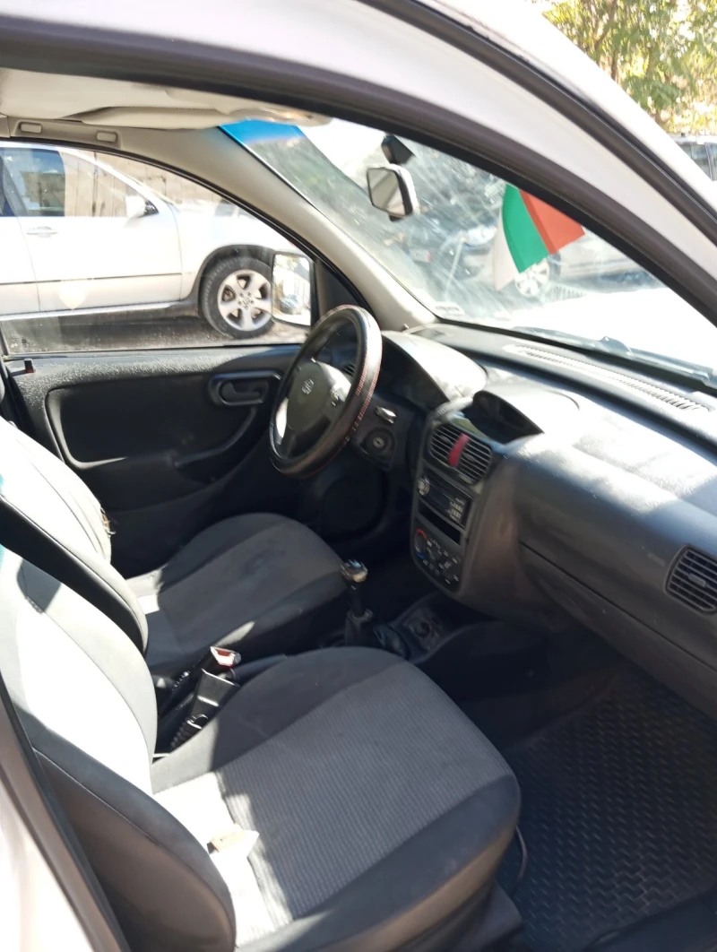 Opel Combo 1.3 CDTi, снимка 10 - Автомобили и джипове - 47397974