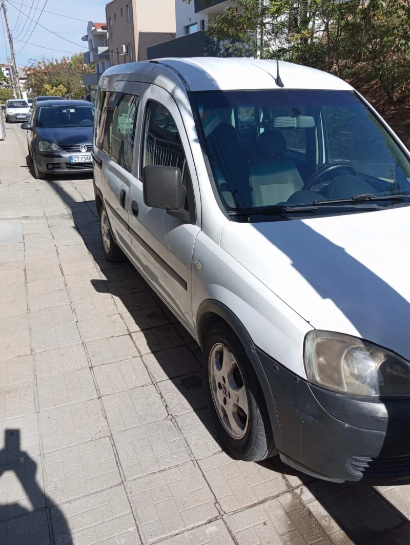 Opel Combo 1.3 CDTi, снимка 4 - Автомобили и джипове - 47397974