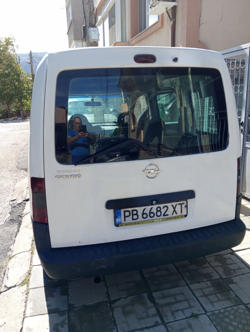 Opel Combo 1.3 CDTi, снимка 7 - Автомобили и джипове - 47397974