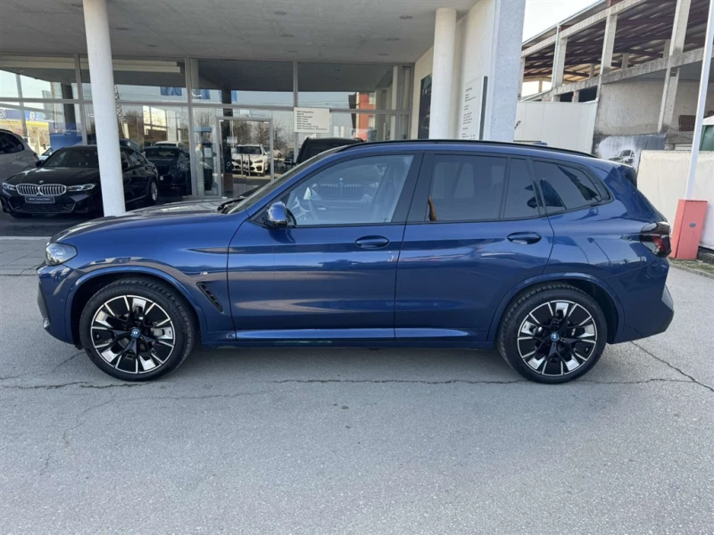 BMW iX3, снимка 3 - Автомобили и джипове - 47942898